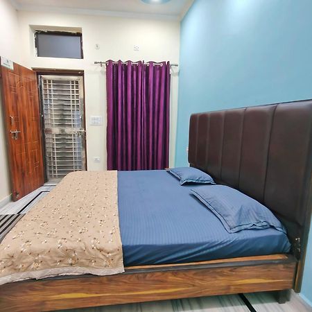 Deepak Homestay Rishīkesh Esterno foto