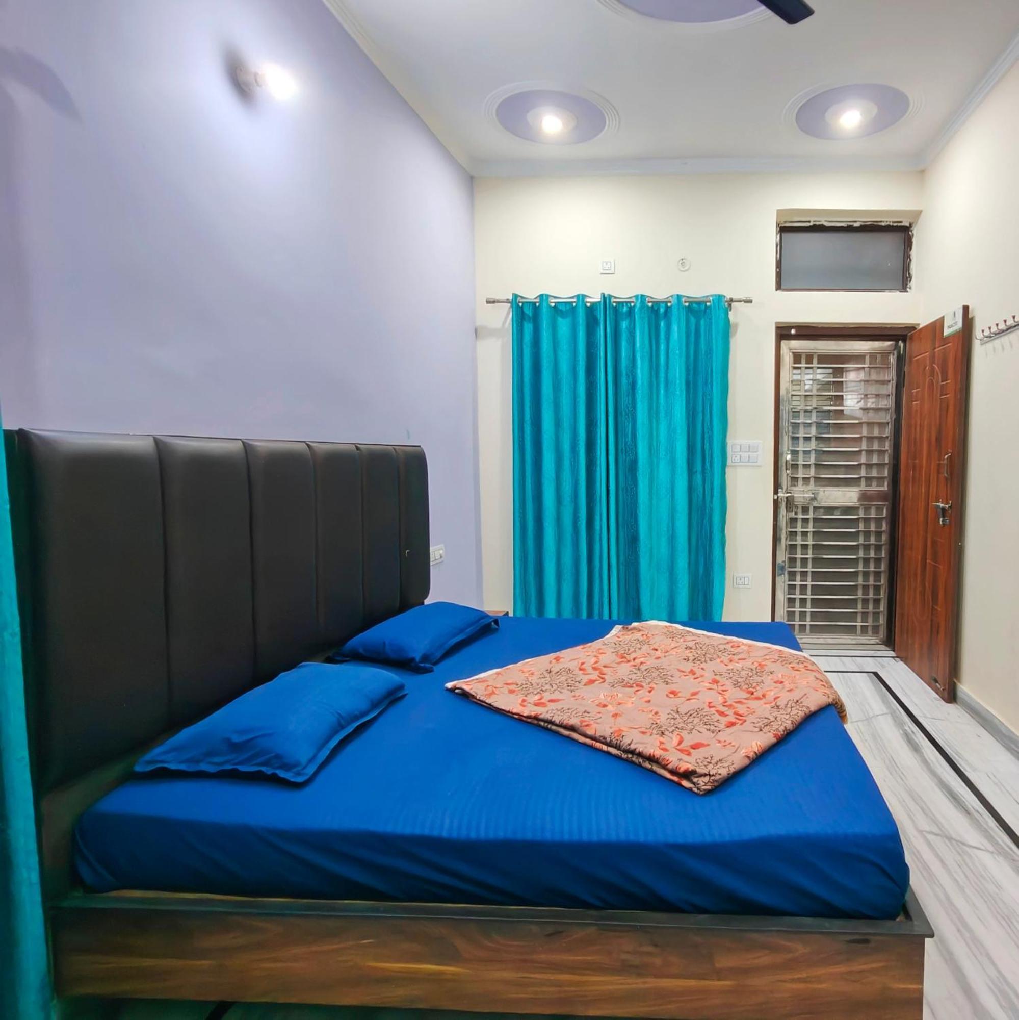 Deepak Homestay Rishīkesh Esterno foto